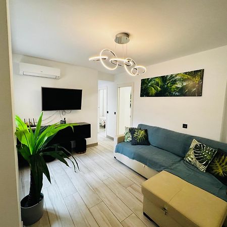 Apartamento Fabrynne Beach Málaga Eksteriør bilde