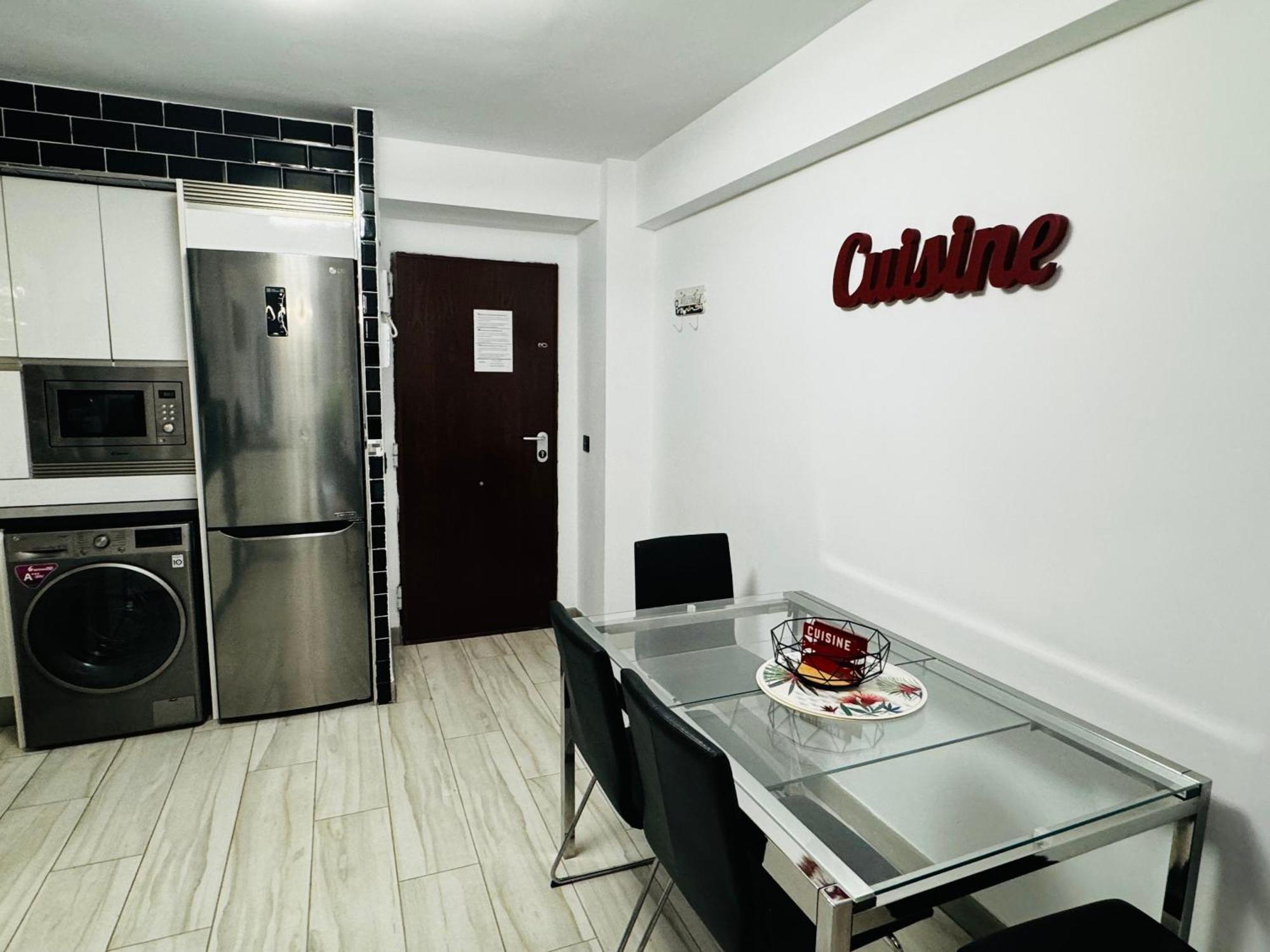 Apartamento Fabrynne Beach Málaga Eksteriør bilde