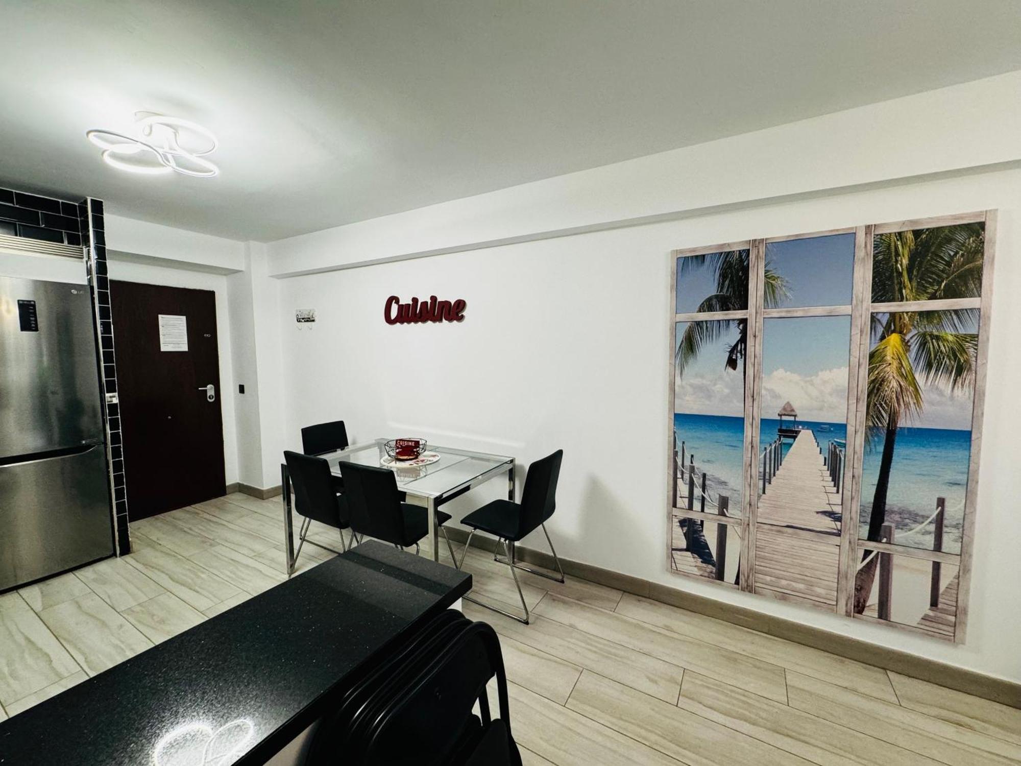 Apartamento Fabrynne Beach Málaga Eksteriør bilde